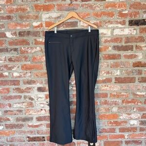 Obermeyer‎ Women’s Black Insulated Softshell Ski Pants Stretch Fleece Lined 14